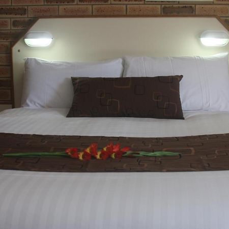 Garden City Motor Inn Toowoomba Room photo